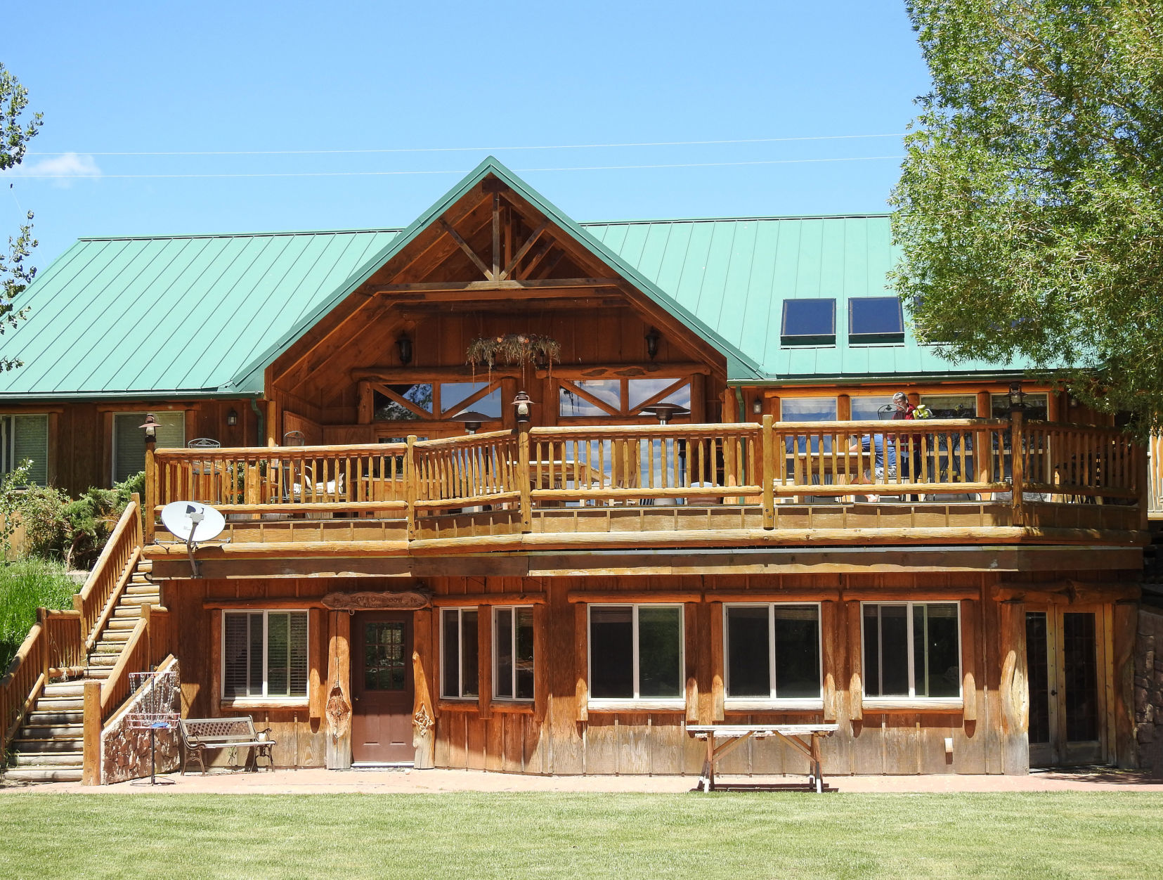 Cottonwood Ranch guest lodge